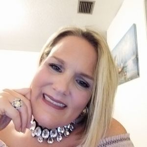 Meet your Posher, Jodi